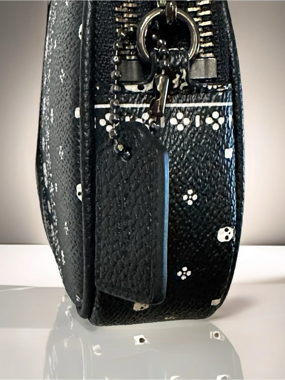 Coach Black Bandana-Print Leather Crossbody Camera Bag - Picture 3 of 10